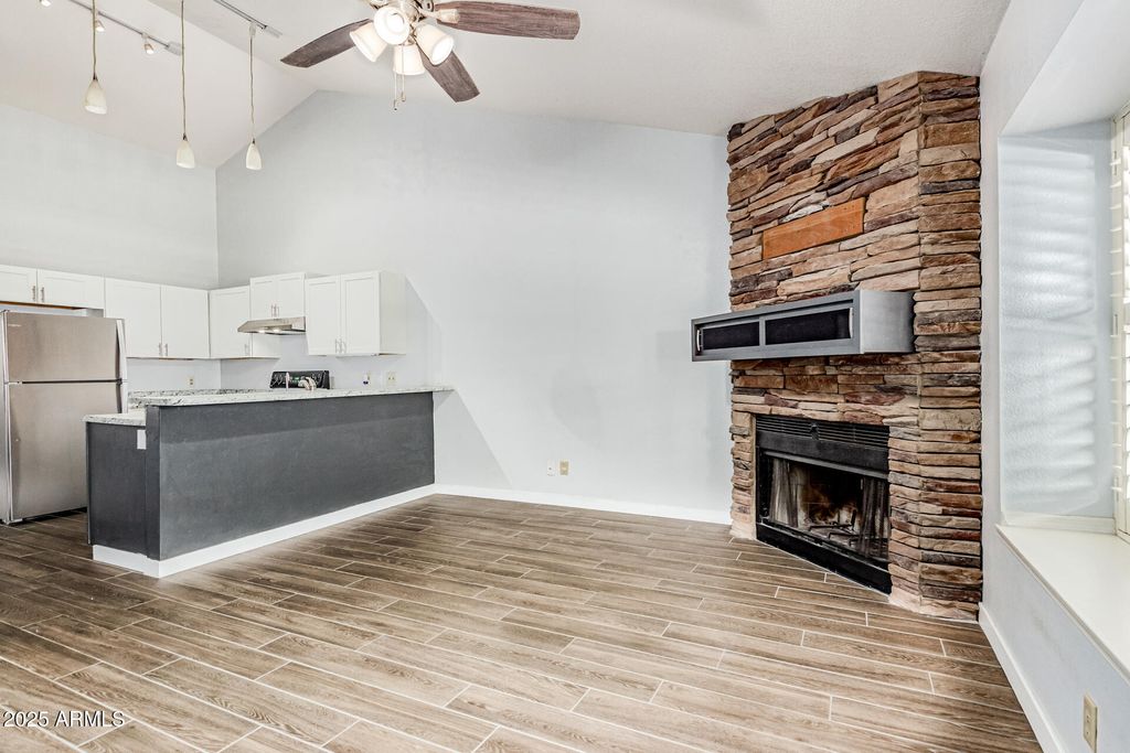 4901 E KELTON Lane 1025, Scottsdale, AZ 85254 — photo 3