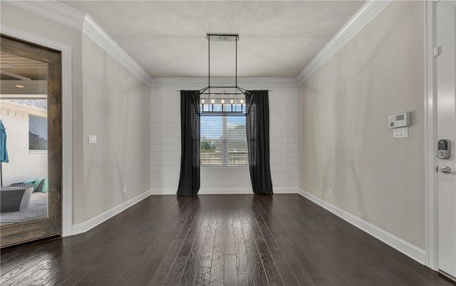 5201 Flint Hills Drive, College Station, TX 77845