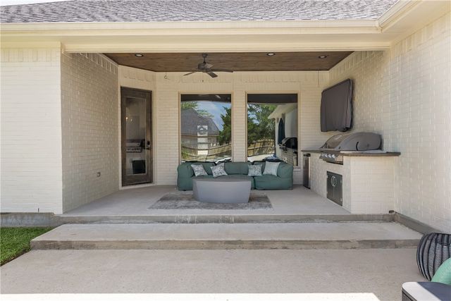 5201 Flint Hills Drive, College Station, TX 77845