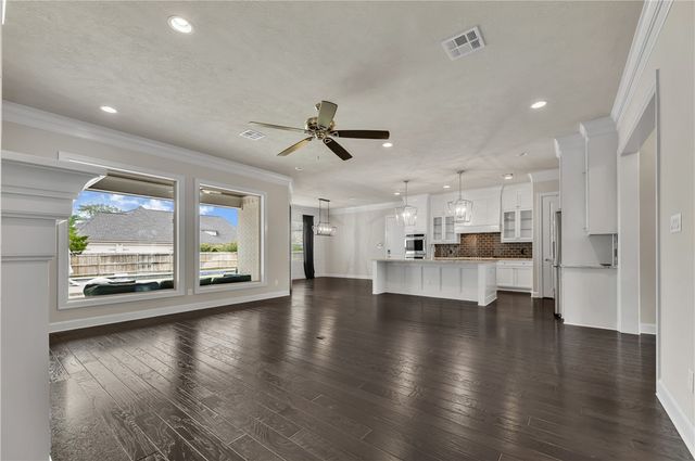 5201 Flint Hills Drive, College Station, TX 77845
