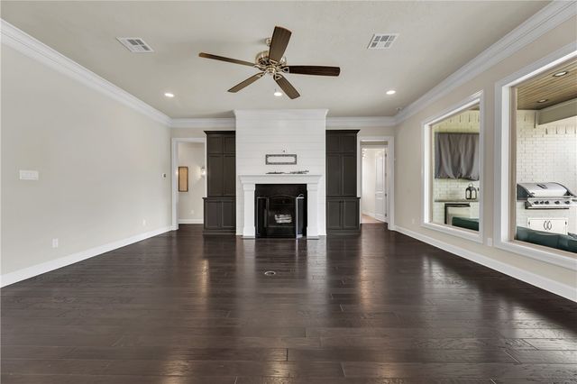 5201 Flint Hills Drive, College Station, TX 77845