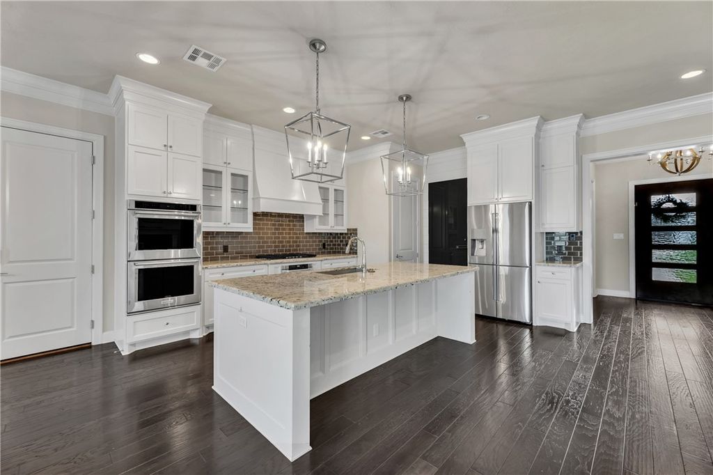 5201 Flint Hills Drive, College Station, TX 77845 — photo 3