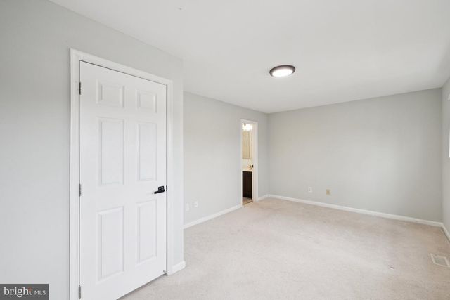 4241 STOCKBRIDGE DR, Dumfries, VA 22025