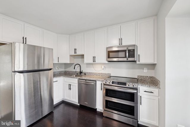 4241 STOCKBRIDGE DR, Dumfries, VA 22025