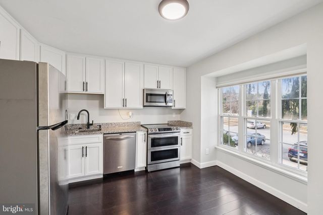 4241 STOCKBRIDGE DR, Dumfries, VA 22025