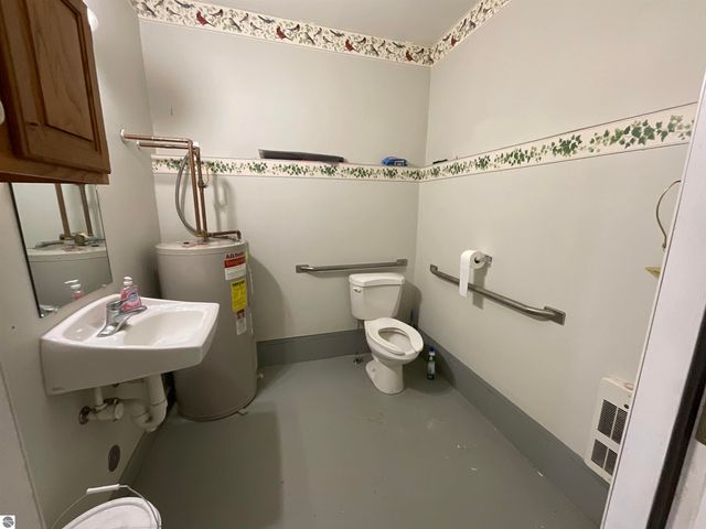 5731 M 72, Kalkaska, MI 49646