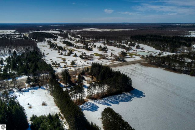 5731 M 72, Kalkaska, MI 49646