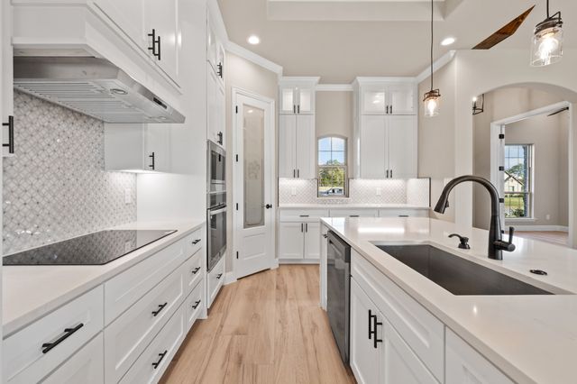 178 Briar Patch Road, Boyd, TX 76023