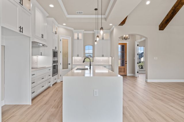 178 Briar Patch Road, Boyd, TX 76023