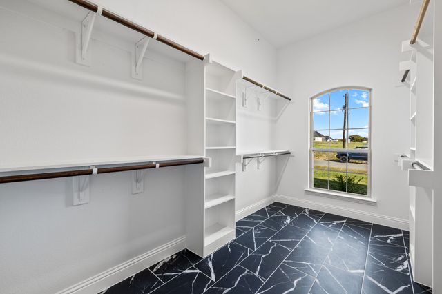 178 Briar Patch Road, Boyd, TX 76023