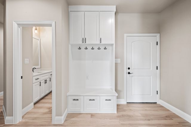 178 Briar Patch Road, Boyd, TX 76023