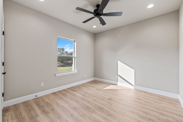 178 Briar Patch Road, Boyd, TX 76023