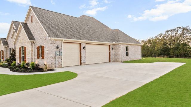178 Briar Patch Road, Boyd, TX 76023