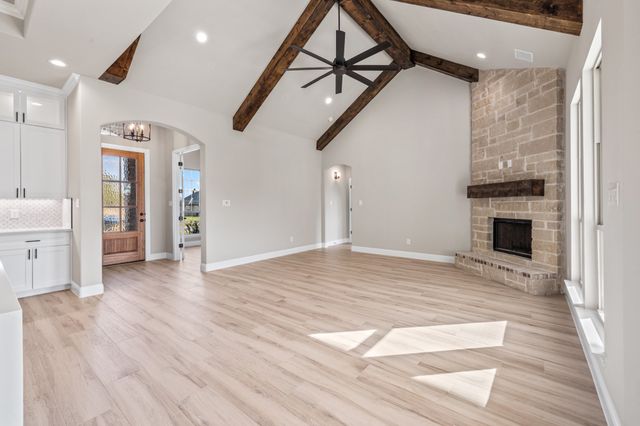 178 Briar Patch Road, Boyd, TX 76023