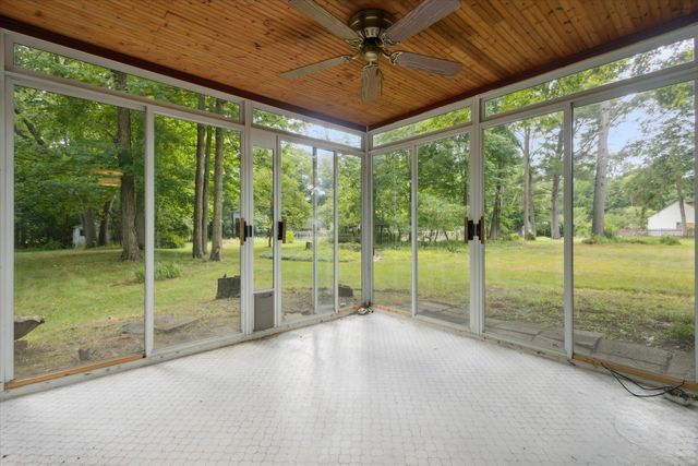 413 S St Joseph Avenue, Niles, MI 49120