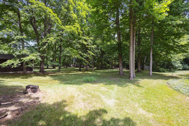 413 S St Joseph Avenue, Niles, MI 49120
