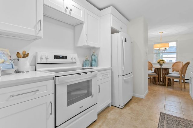 413 S St Joseph Avenue, Niles, MI 49120