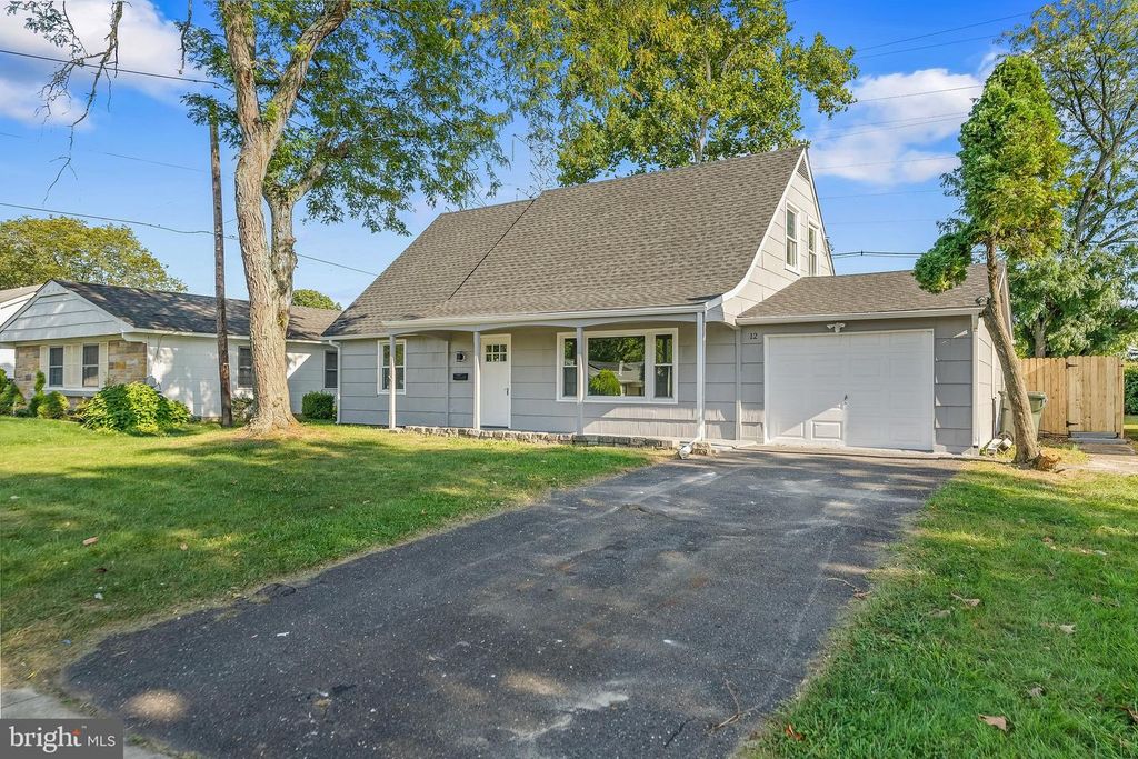 12 HOLBROOK LN, Willingboro, NJ 08046