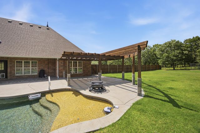 100 Liberty Circle, Mcalester, OK 74501