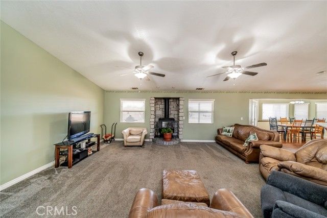 10636 Larch, Oak Hills, CA 92344