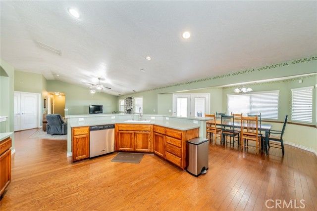 10636 Larch, Oak Hills, CA 92344