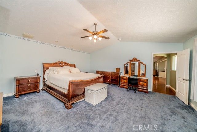 10636 Larch, Oak Hills, CA 92344