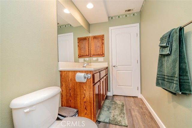 10636 Larch, Oak Hills, CA 92344