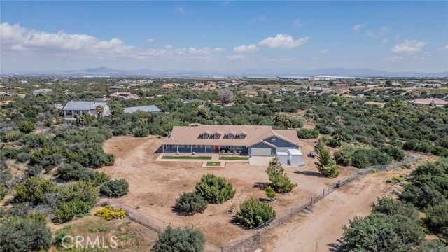 10636 Larch, Oak Hills, CA 92344