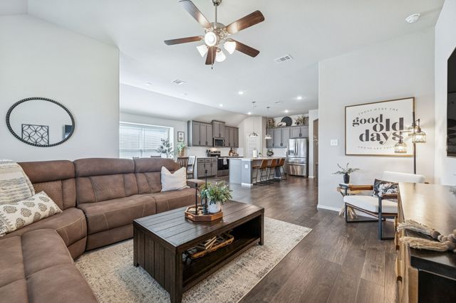 204 Magnolia Drive, Azle, TX 76020