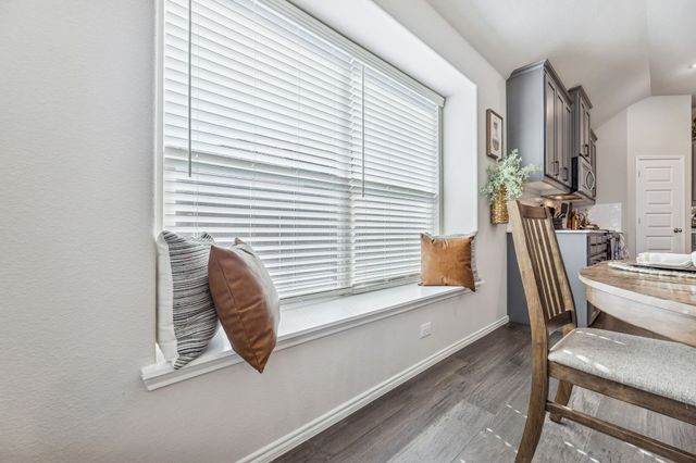 204 Magnolia Drive, Azle, TX 76020