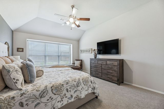 204 Magnolia Drive, Azle, TX 76020