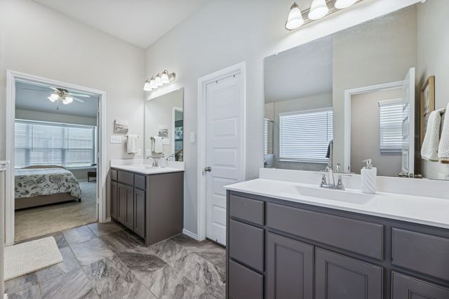 204 Magnolia Drive, Azle, TX 76020