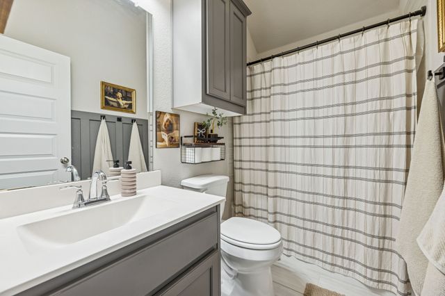 204 Magnolia Drive, Azle, TX 76020