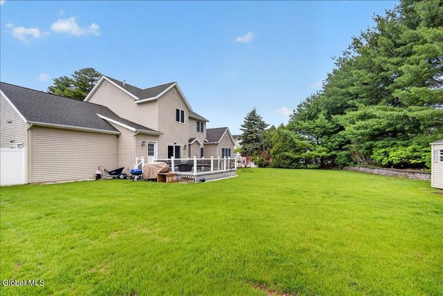 2015 Dobie Lane, Guilderland, NY 12303