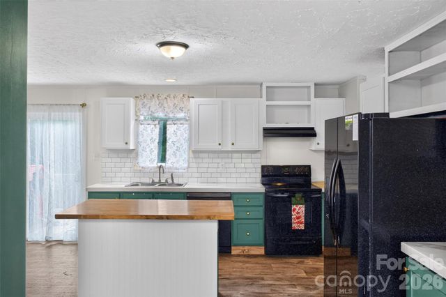 742 Sidney Cornwell Drive, Catawba, SC 29704