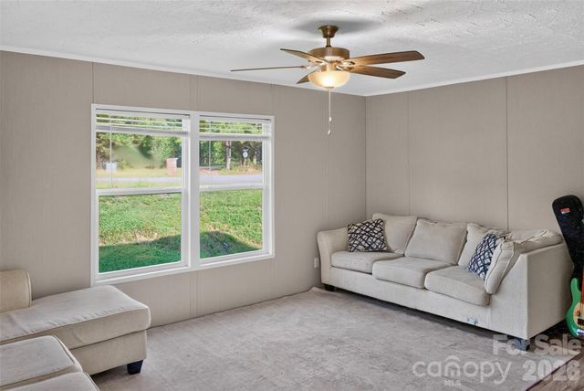 742 Sidney Cornwell Drive, Catawba, SC 29704