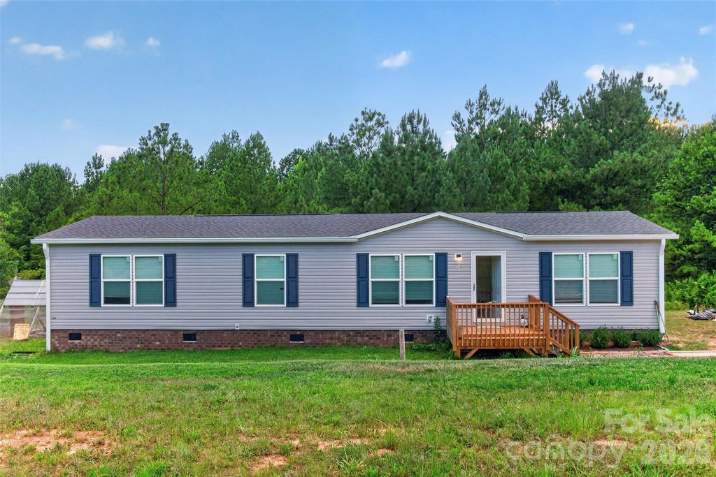 742 Sidney Cornwell Drive, Catawba, SC 29704