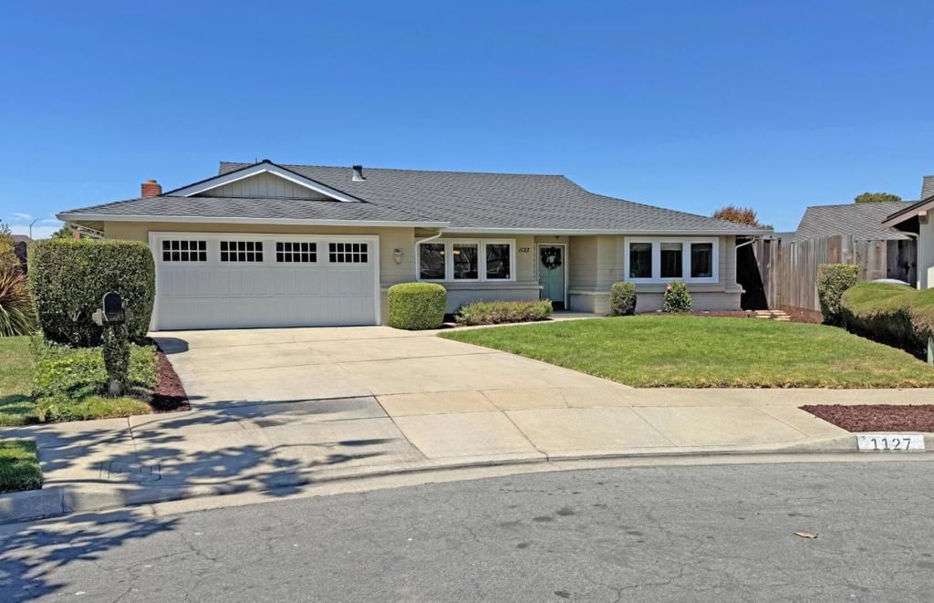 1127 Montecito Circle, Salinas, CA 93901