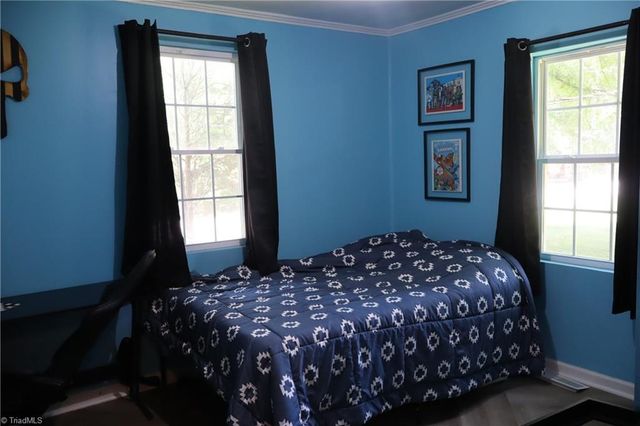 305 E Division Avenue, Salisbury, NC 28144