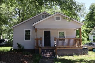 305 E Division Avenue, Salisbury, NC 28144