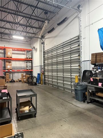 6304 NW 97th 8, Doral, FL 33174