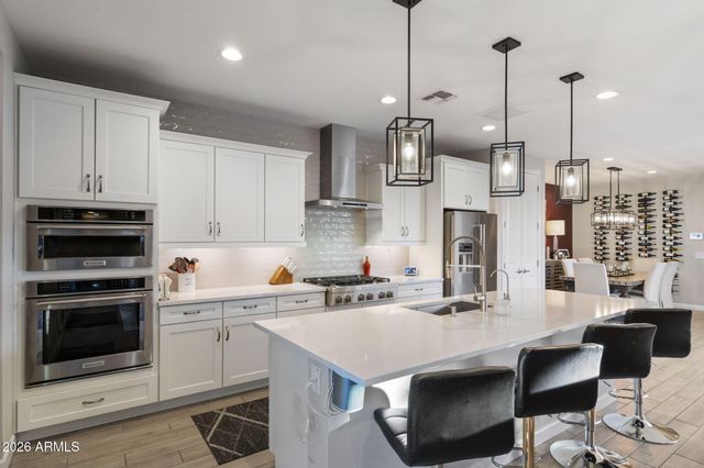 2248 E Questa Drive, Phoenix, AZ 85024