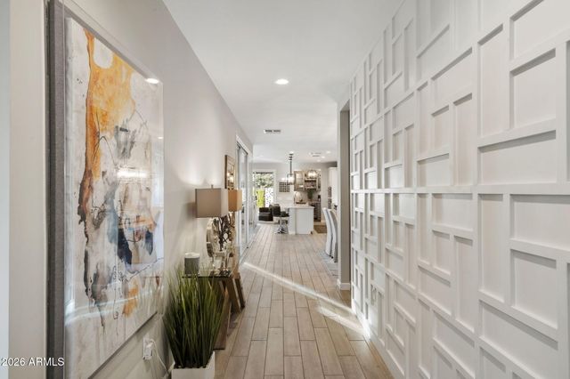 2248 E Questa Drive, Phoenix, AZ 85024