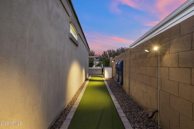 2248 E Questa Drive, Phoenix, AZ 85024