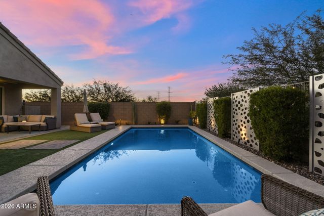 2248 E Questa Drive, Phoenix, AZ 85024