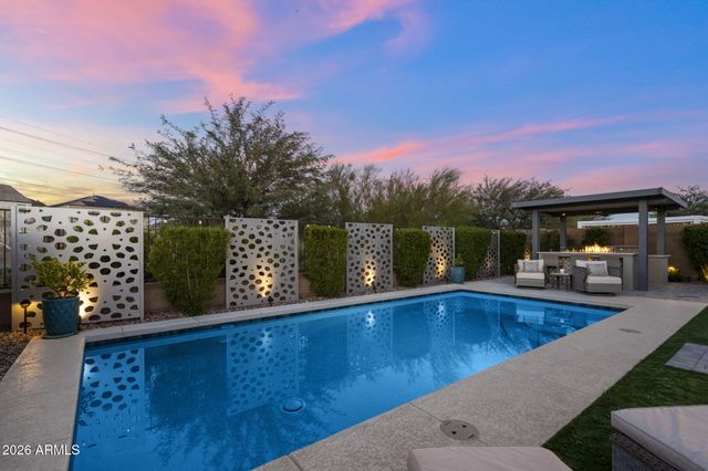 2248 E Questa Drive, Phoenix, AZ 85024