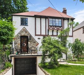 19 Fairway Street, Mount Vernon, NY 10552