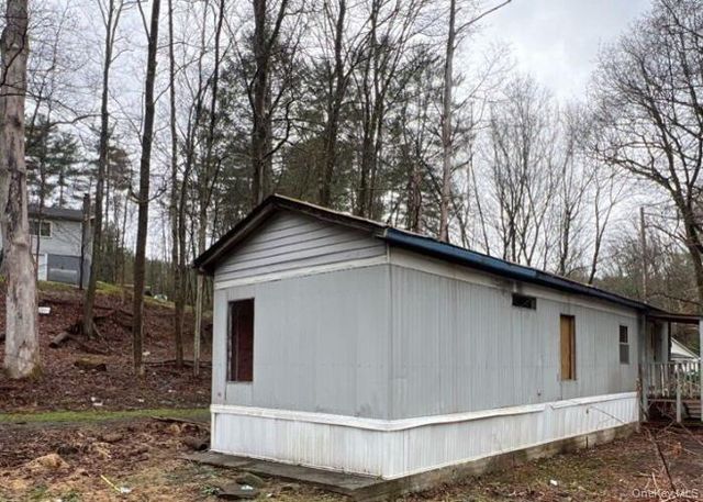 79-87 N Old Greenfield Road, Ellenville, NY 12428