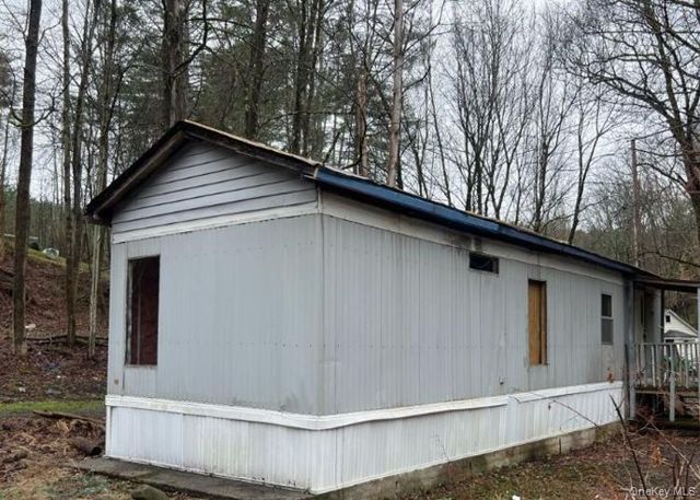 79-87 N Old Greenfield Road, Ellenville, NY 12428