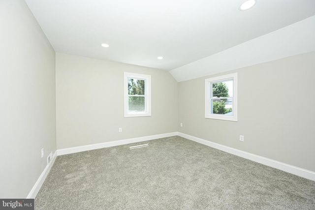 431 HOLMES RD, Morton, PA 19070